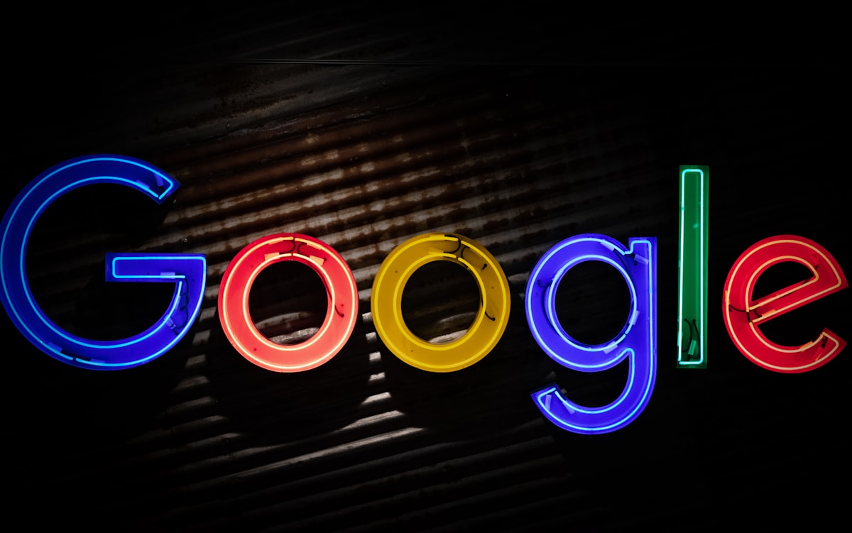 Google Harita ve News kaydı hizmeti - Google logosu