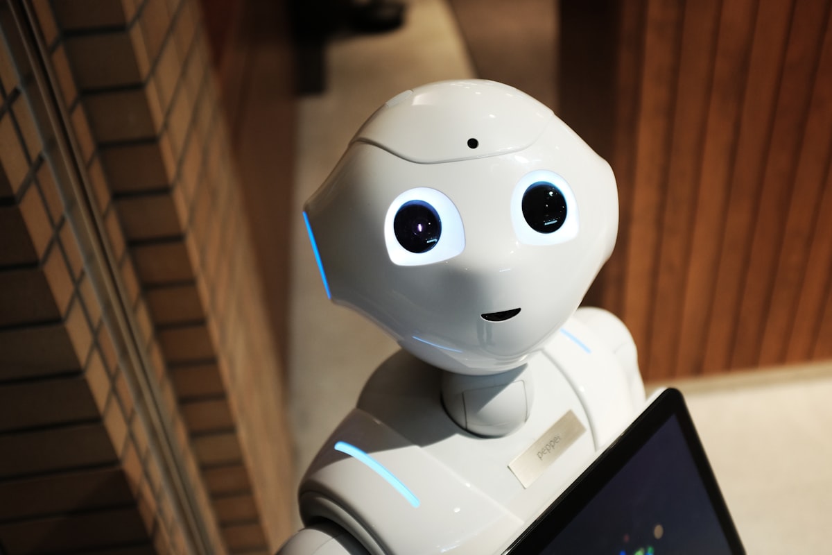 Yapay zeka çözümleri - AI asistan robotu